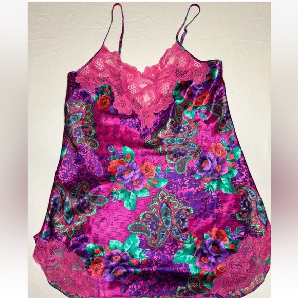 Vintage Gold Label Floral Victoria's Secret Slip Chemise & Night ShirtSize Small - Picture 2 of 5